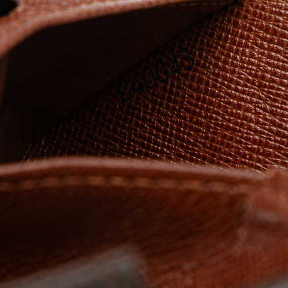 Louis Vuitton Compact Zip Canvas Short Wallet M61667 in Good condition - Picture 10 of 11